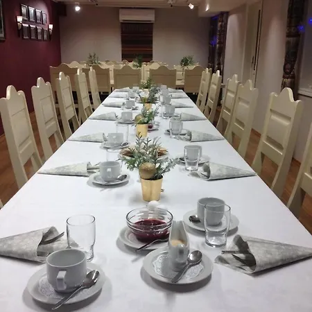 Vikedal Vertshus Hotel فندق Vikedal