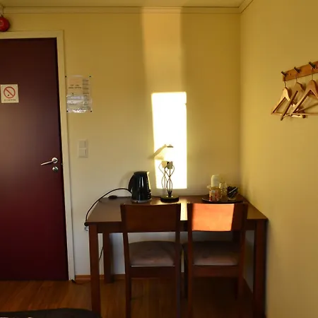 فندق Vikedal Vertshus Hotel 2*