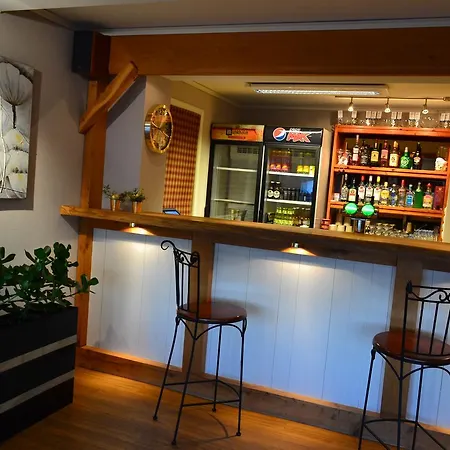 فندق Vikedal Vertshus Hotel 2*