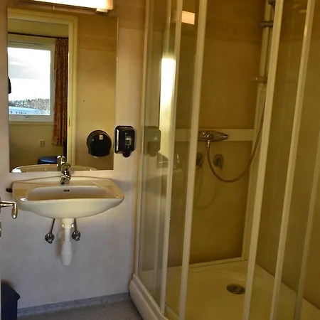 Vikedal Vertshus Hotel فندق 2*